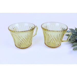 Set Of 2 Vintage Depression Glass Diana Co. "Twisted Optic Coffee Cup"